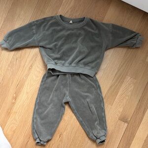 Quincy Mae velour Sweatsuit 24mo